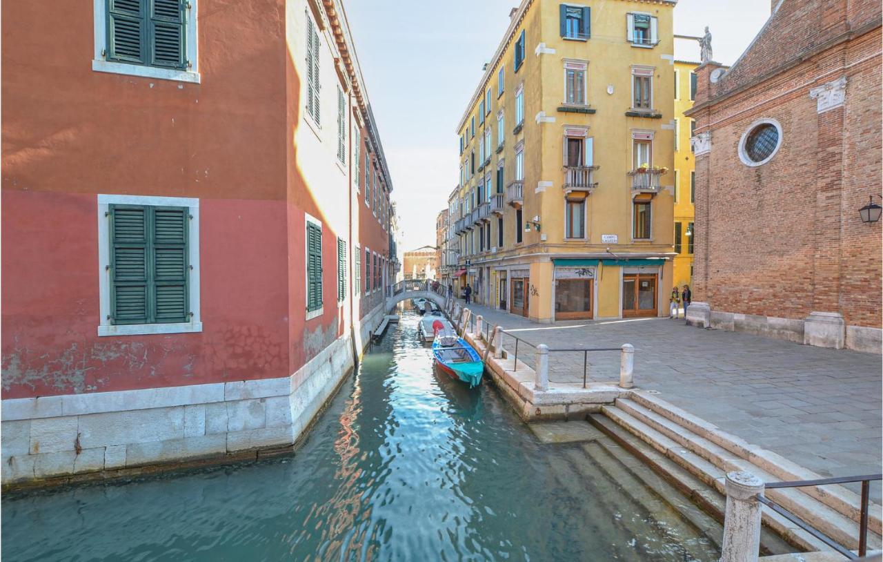 Nice Apartment In Venezia With Kitchen Bagian luar foto